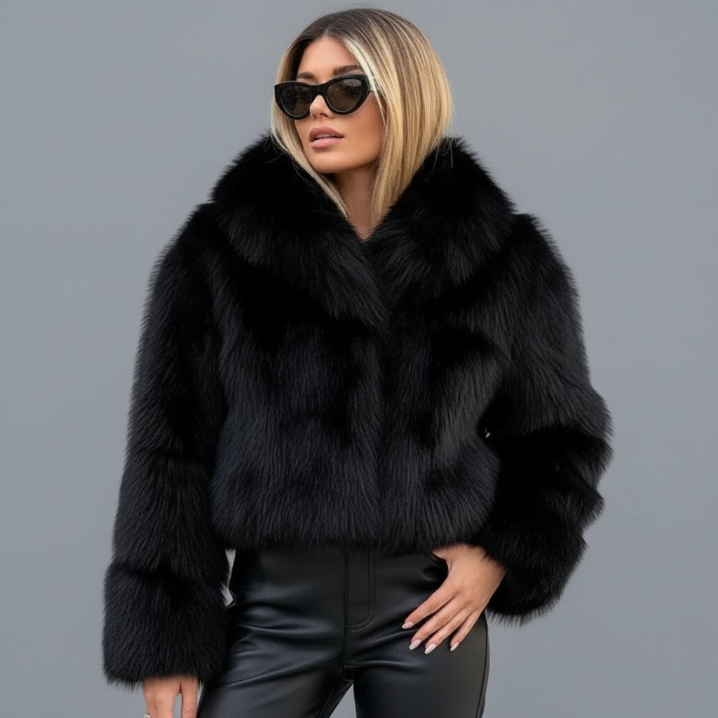 Ebba – Elegant Vegan Fur Jacket